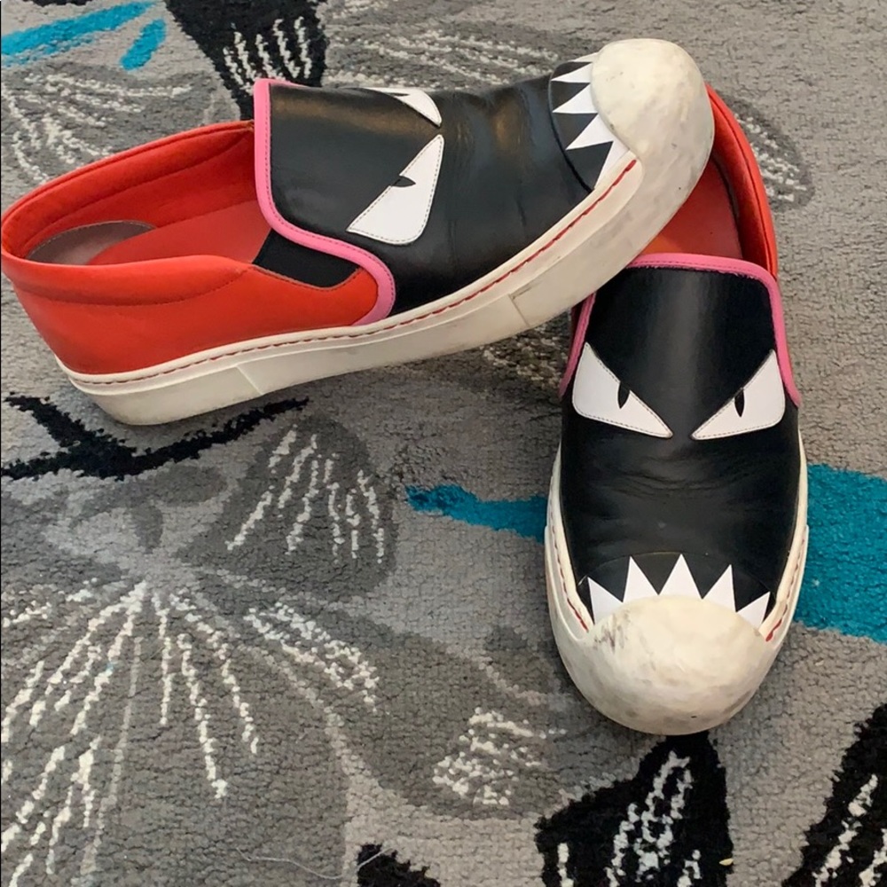 Used fendi sneakers
